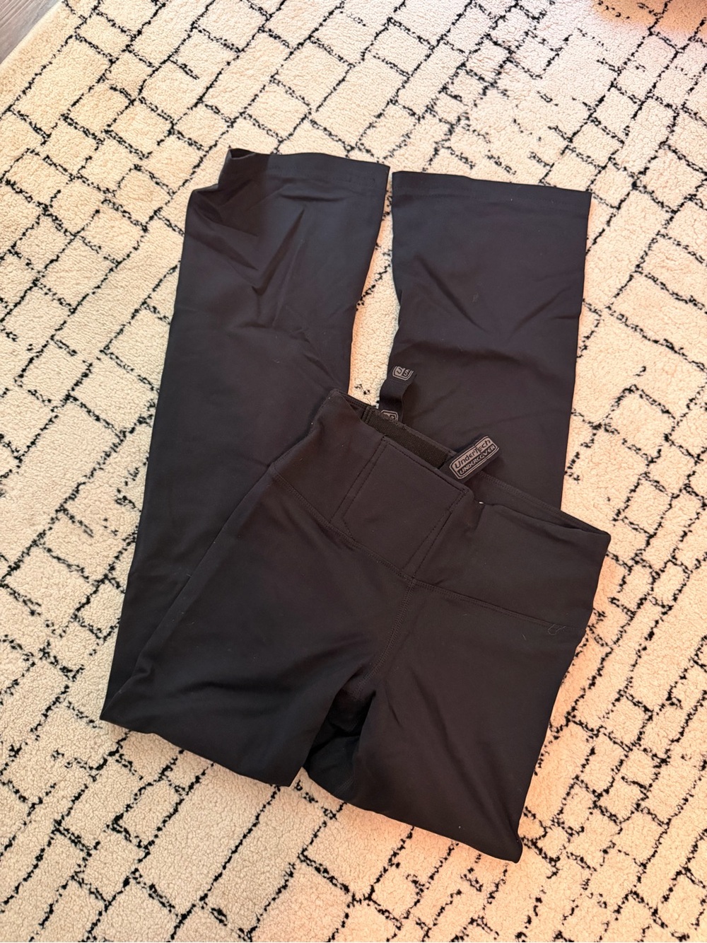 Undercover, under-tech Black Leggings flair/straight leg XS